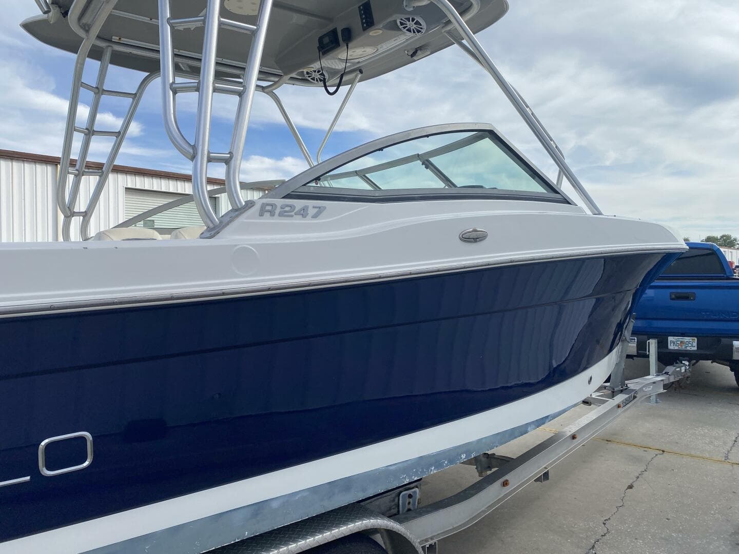 2011 Robalo 