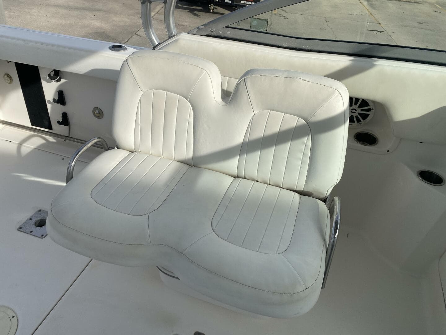 2011 Robalo 