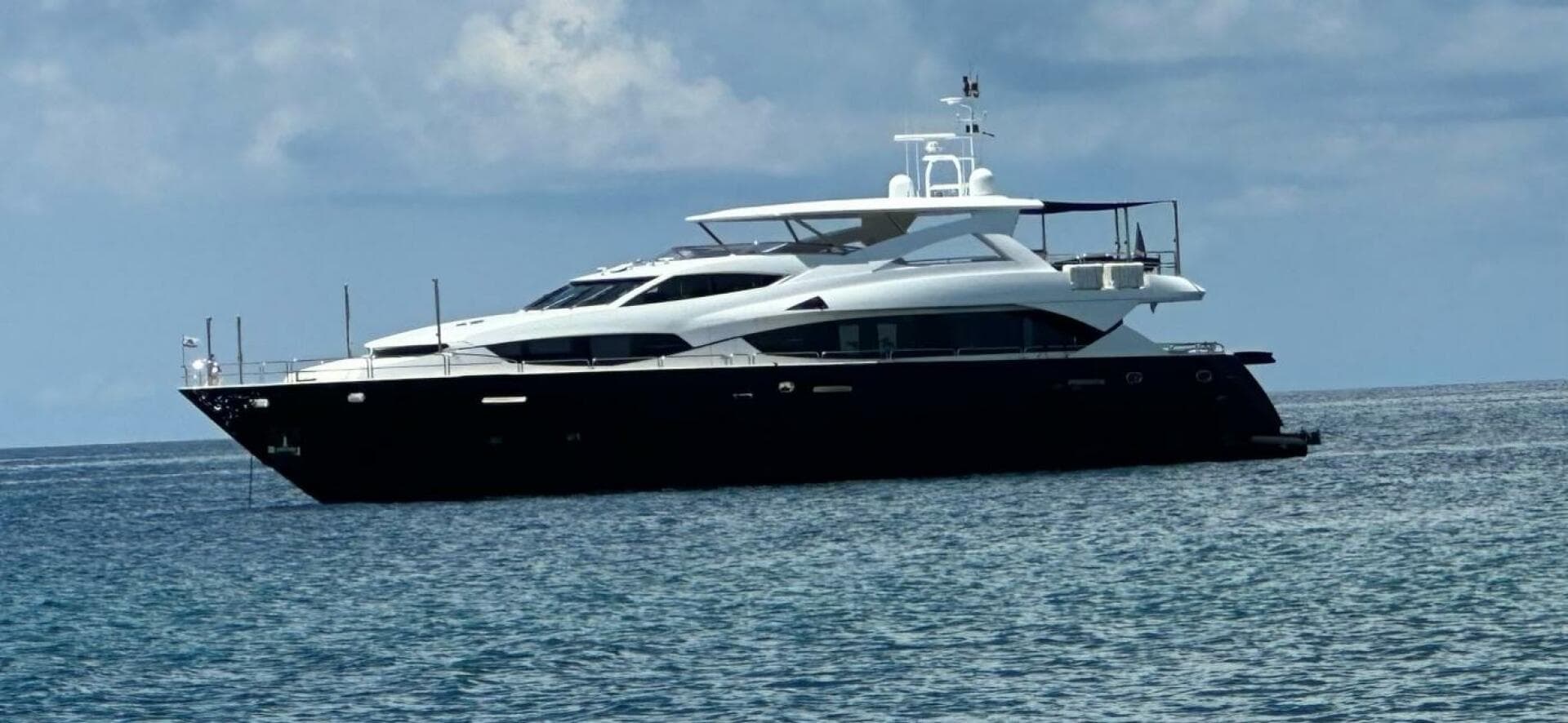 2011 Sunseeker 34M