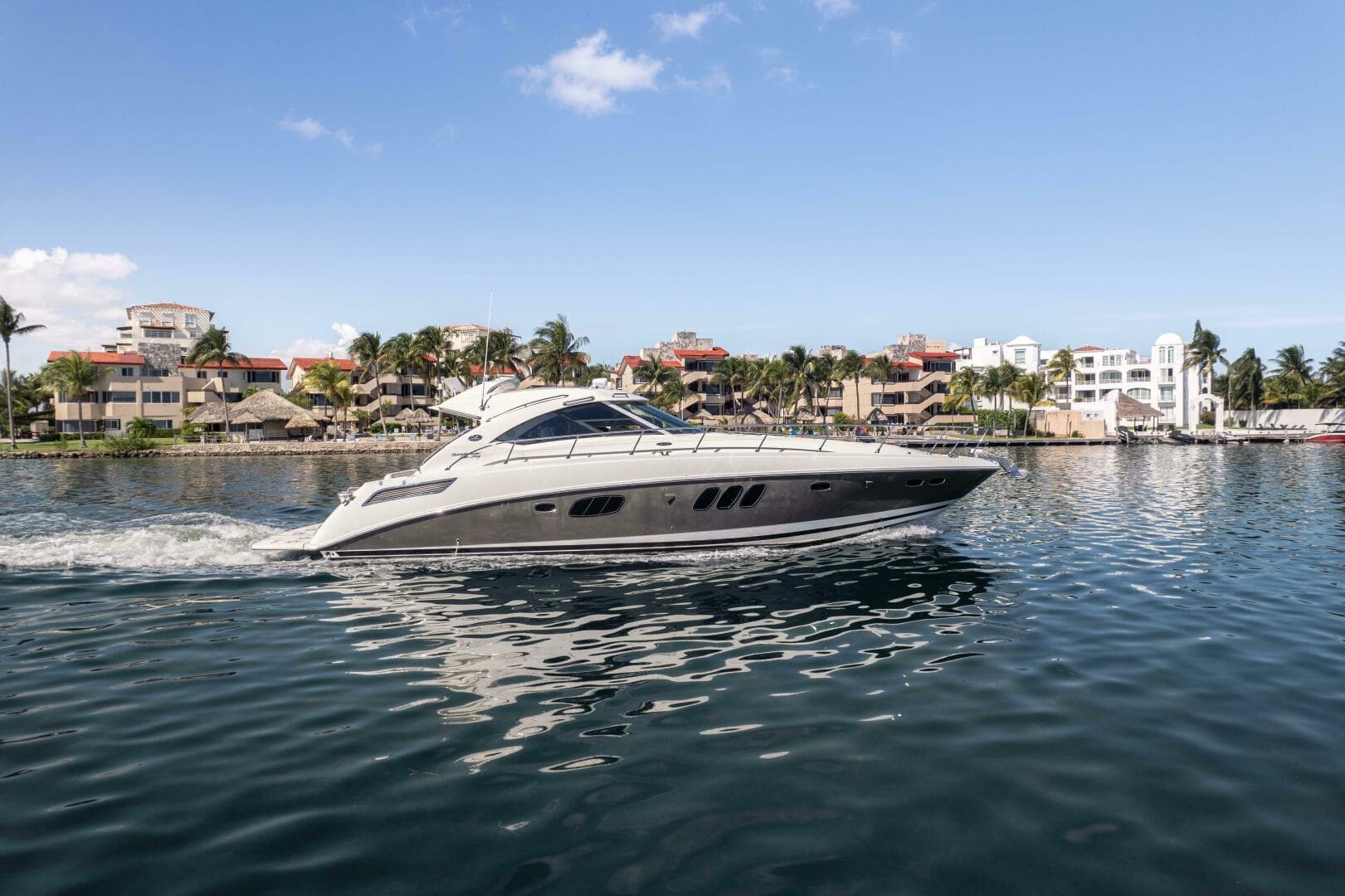 2013 Sea Ray Sundancer