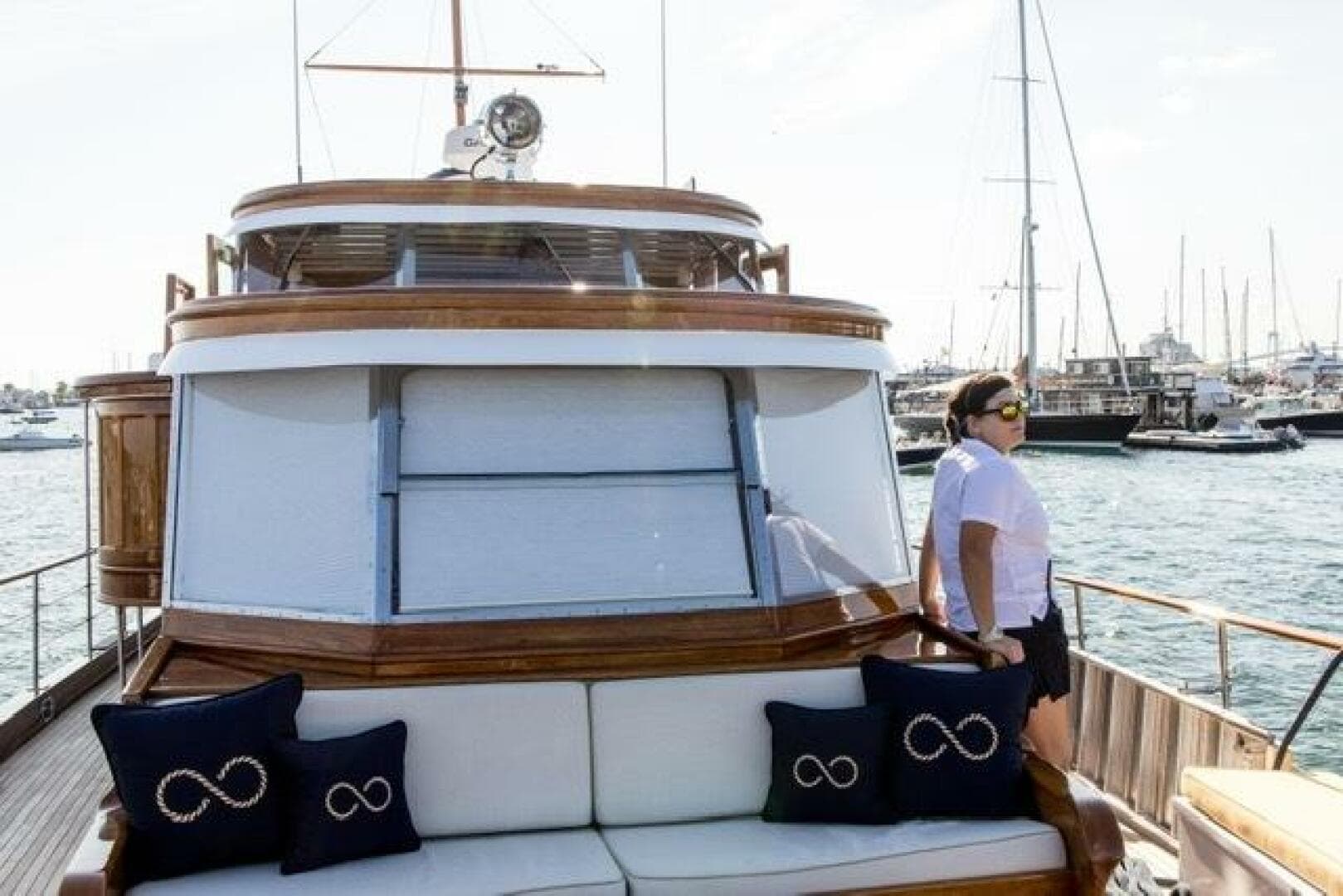 1947 Trumpy Raised Pilot House