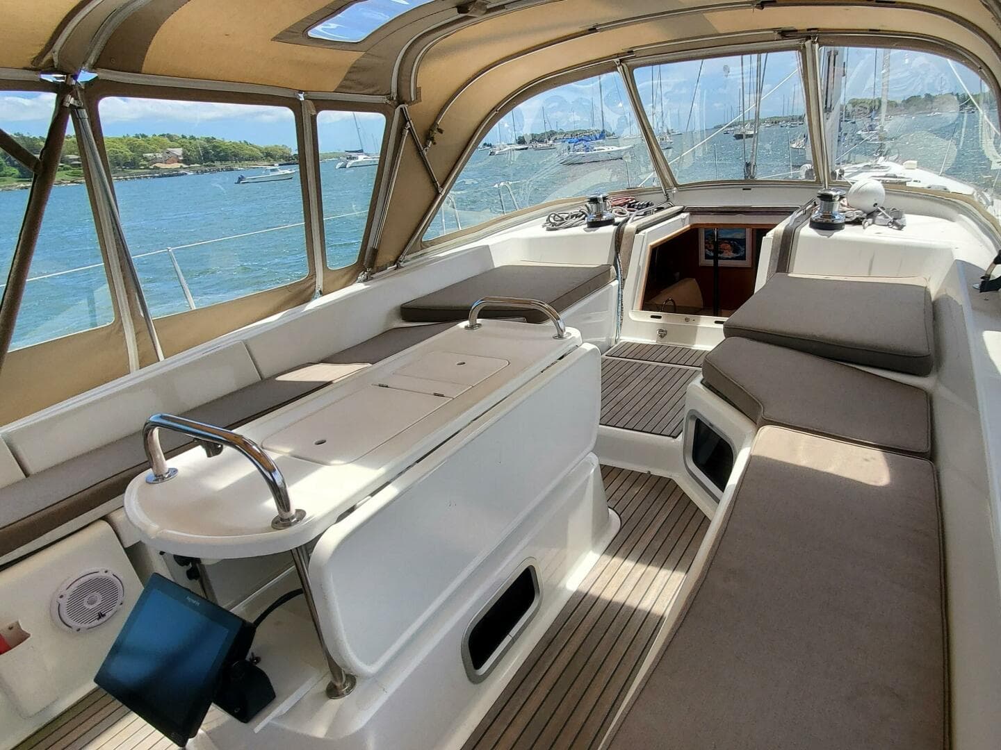2012 Jeanneau 53