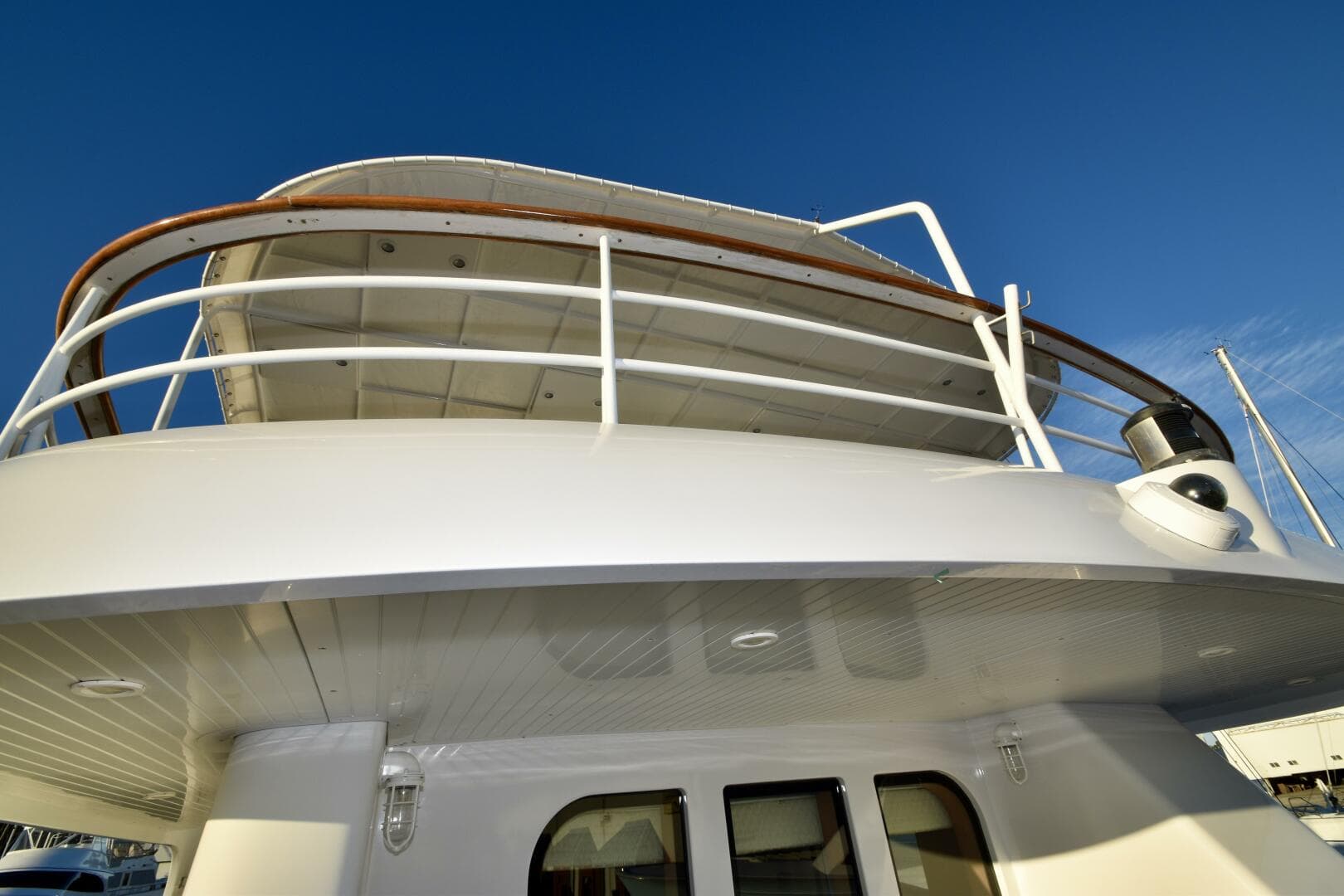 2006 Farmont 70 Expedition Yacht