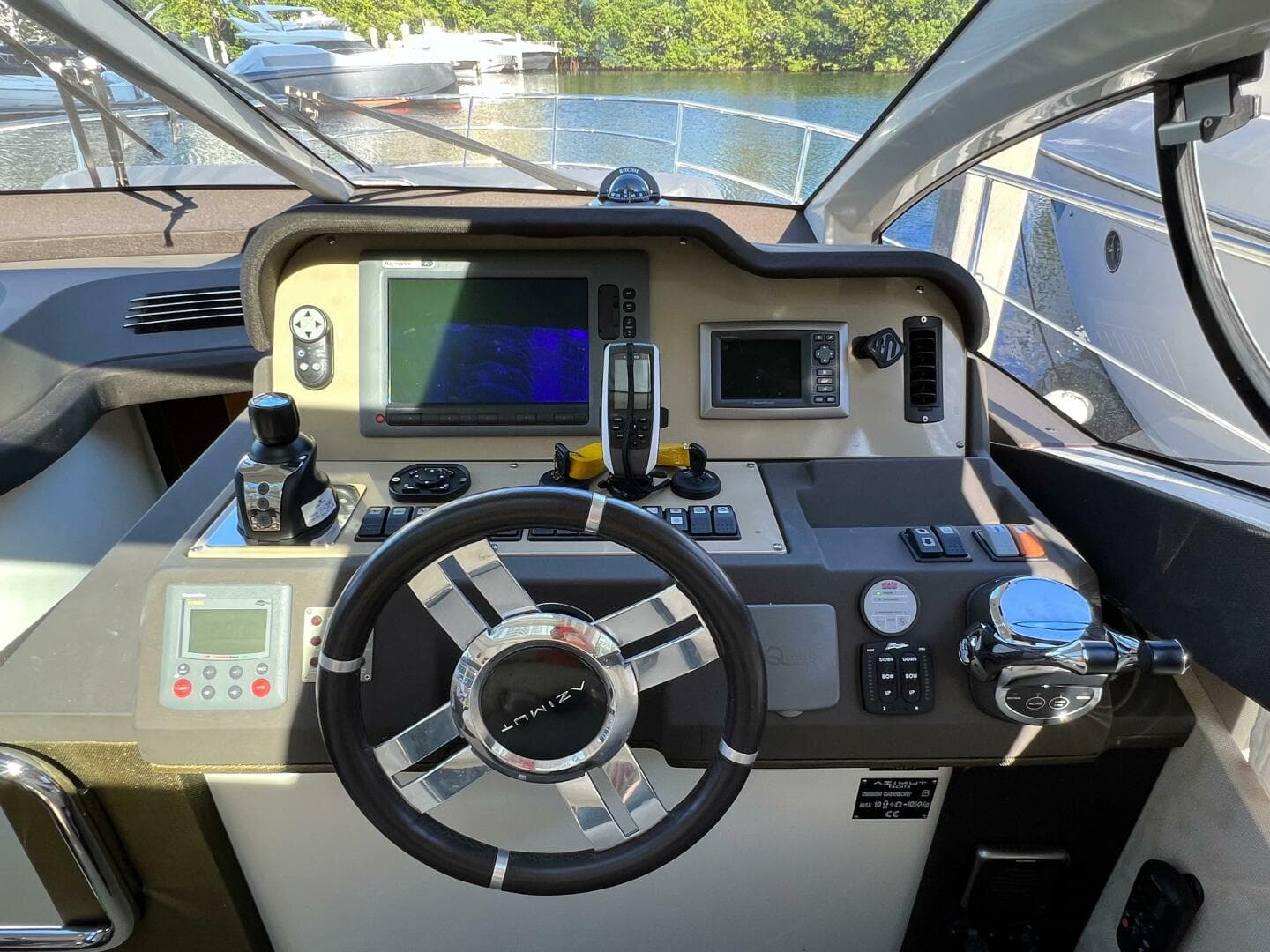 2013 Azimut 40S