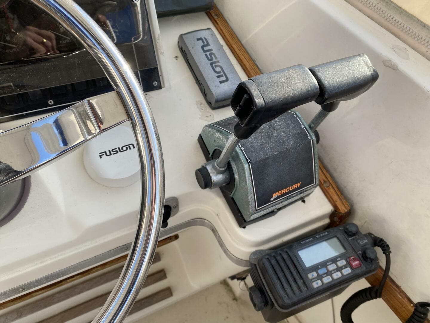 1985 Blackfin 27 Combi