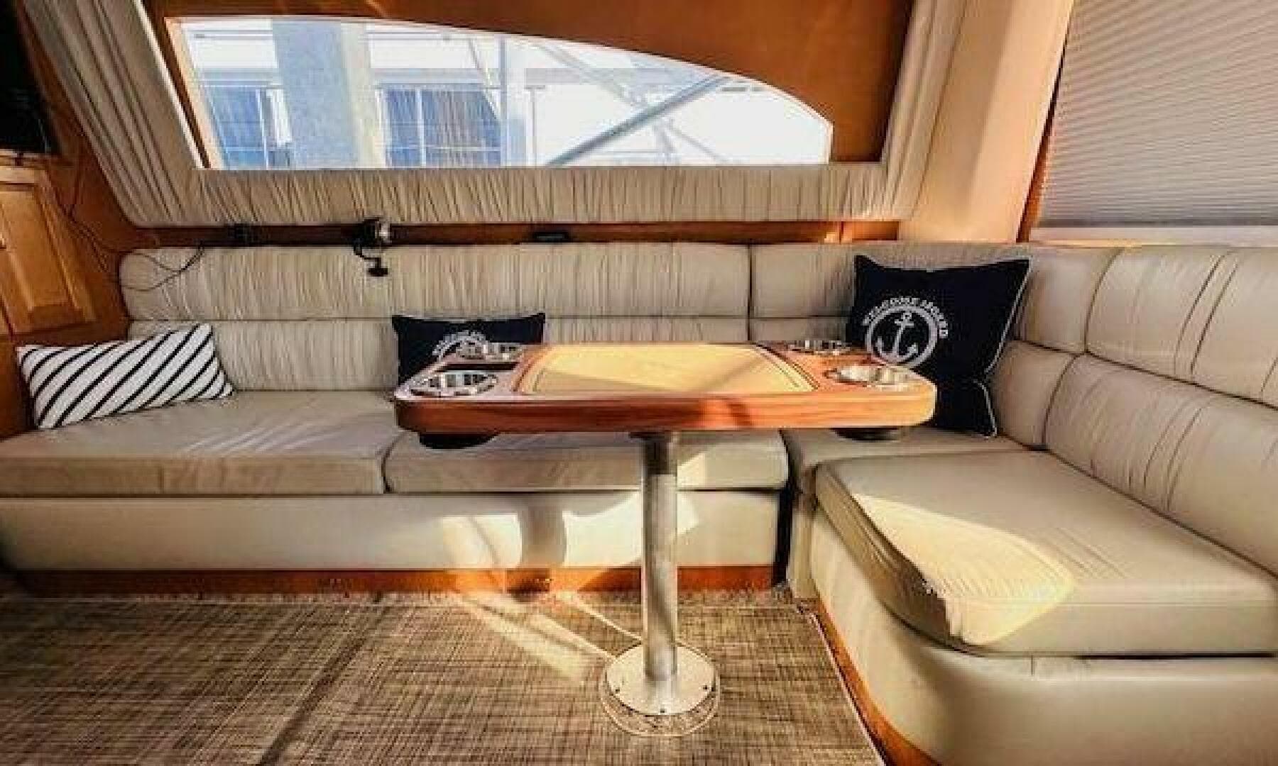 2001 Luhrs Convertible