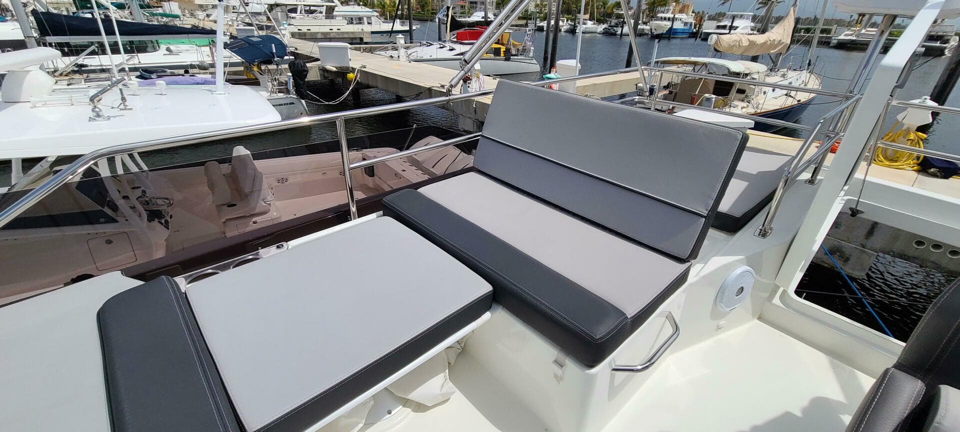 2021 Jeanneau NC 1095 Fly