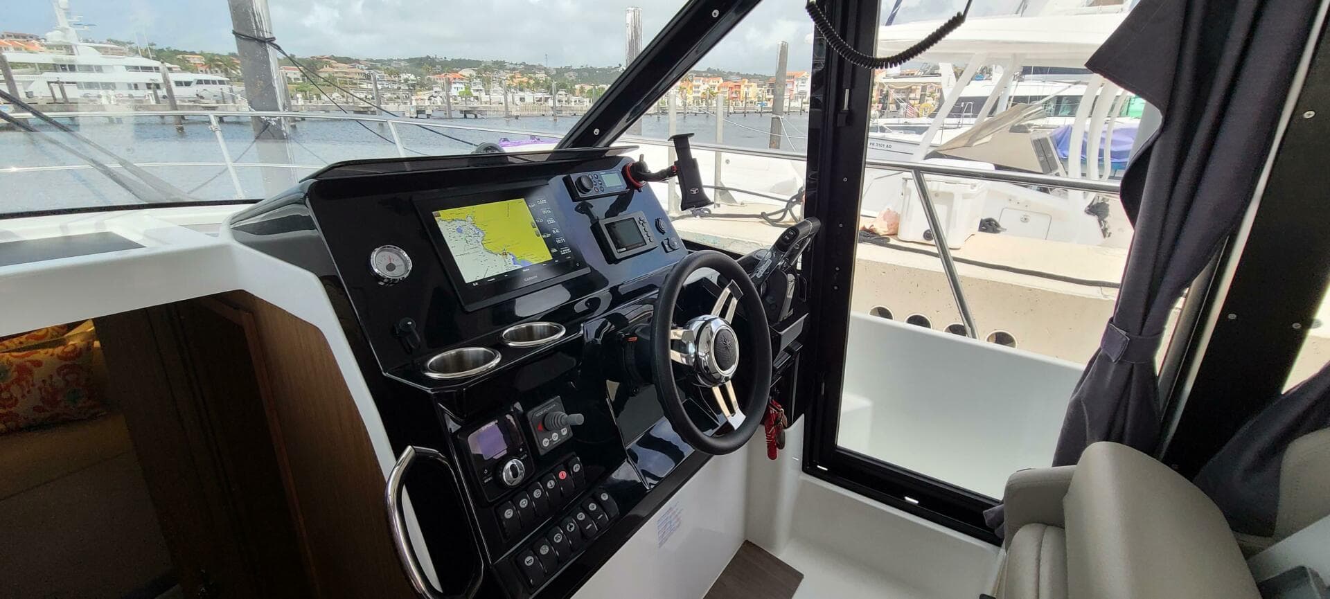 2021 Jeanneau NC 1095 Fly