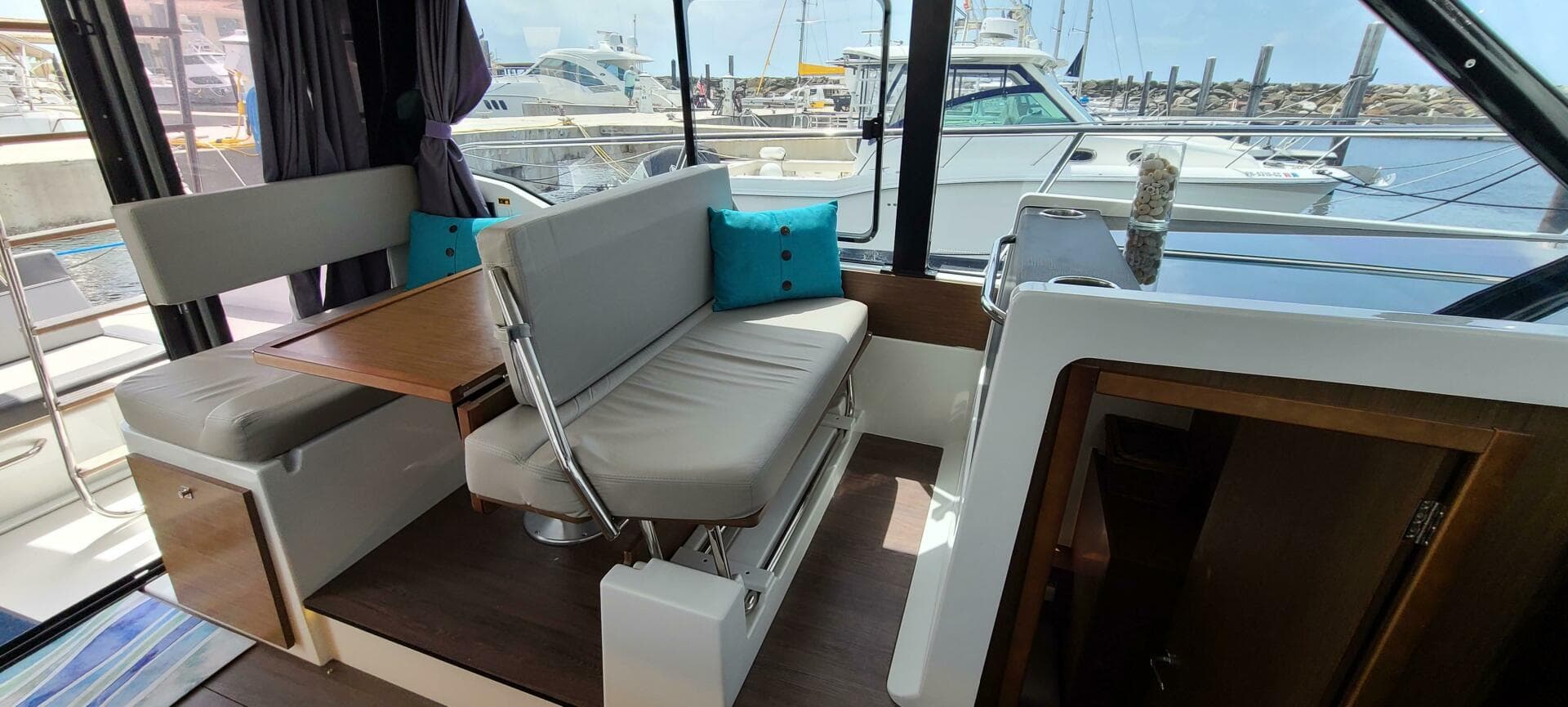 2021 Jeanneau NC 1095 Fly