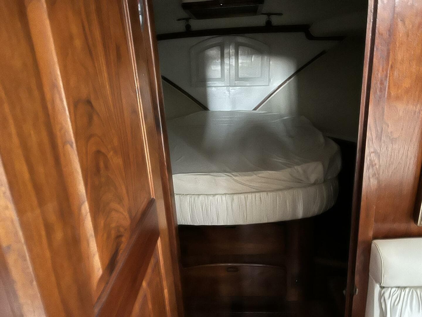 1987 Californian 42 Motor Yacht