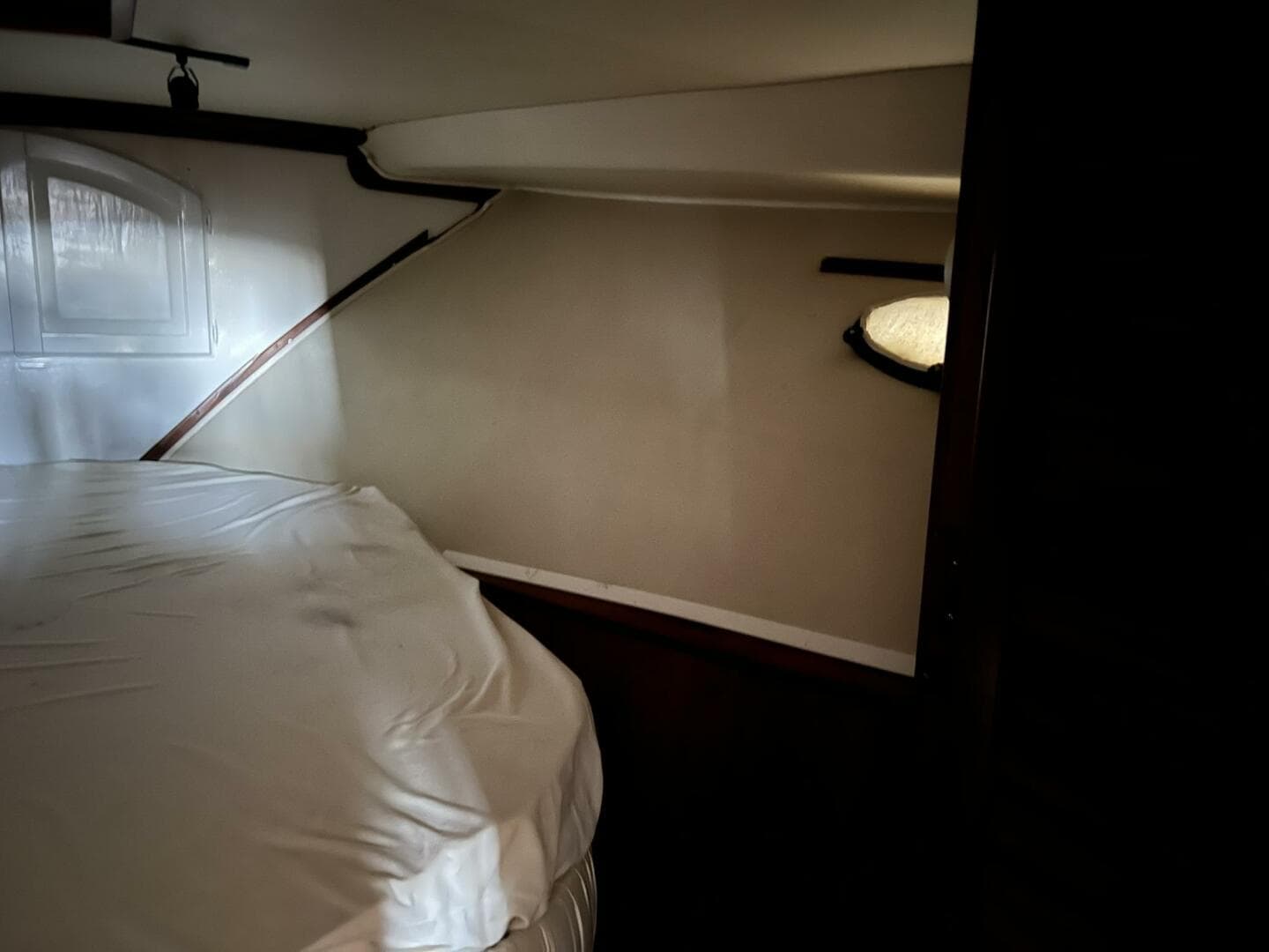 1987 Californian 42 Motor Yacht