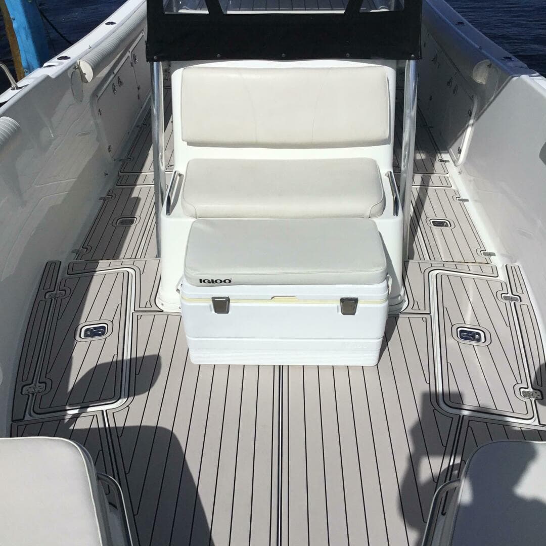 2004 Century 3200 Center Console