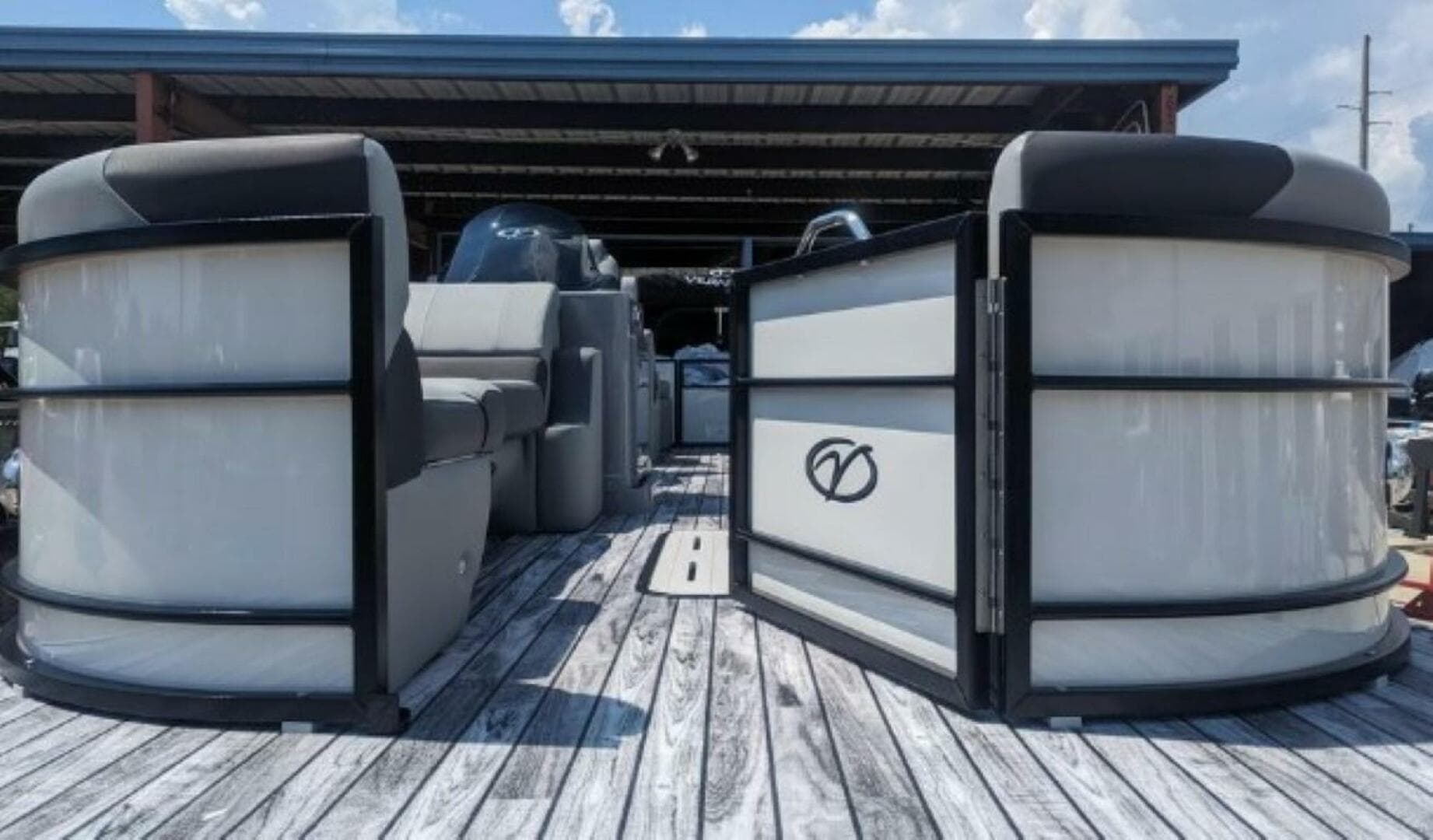 2024 Veranda RELAX VR25RFL