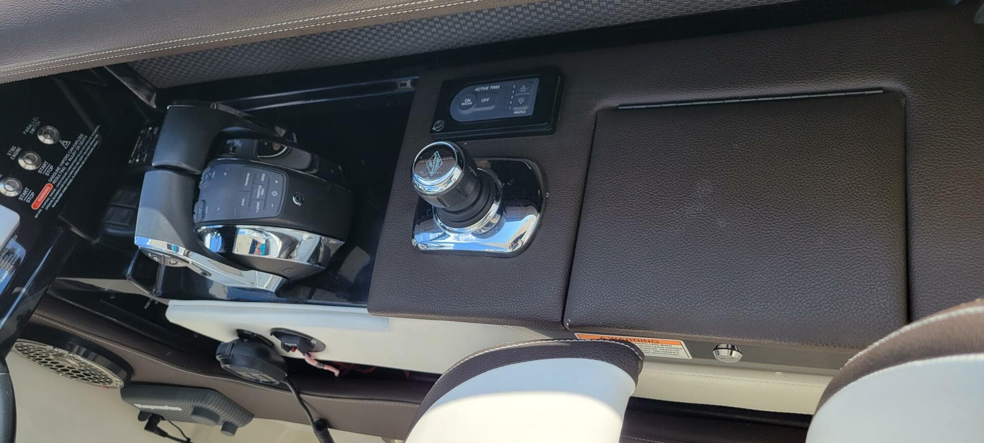 2017 Sea Ray 310 SLX