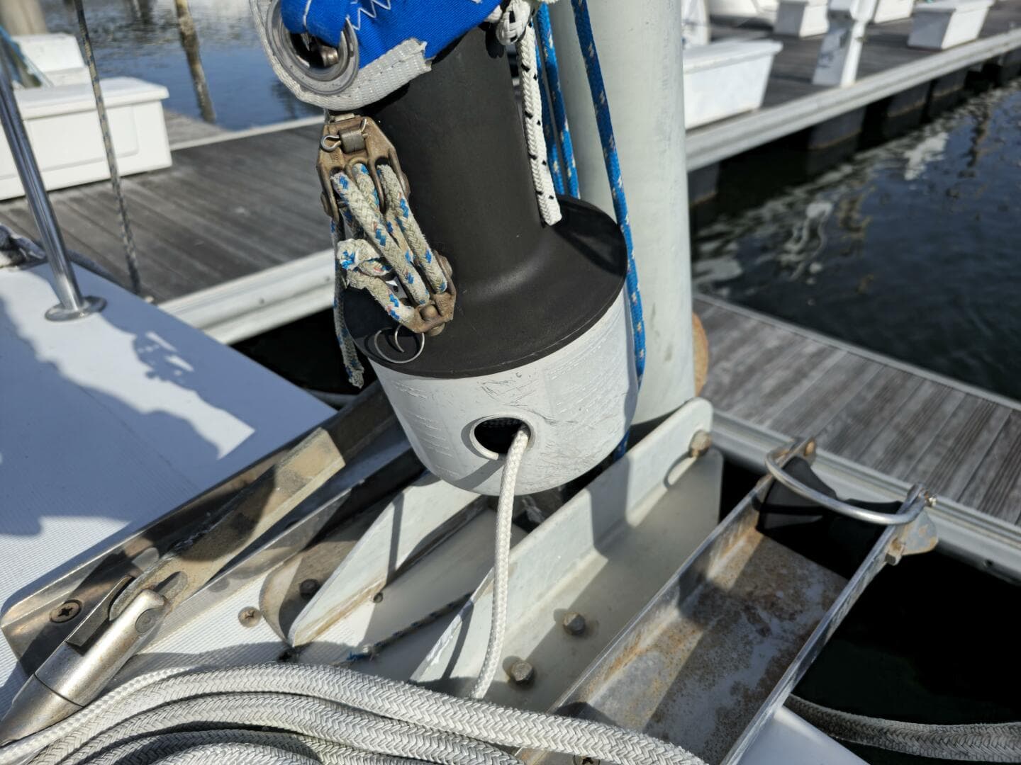 1992 Endeavour Catamaran 30