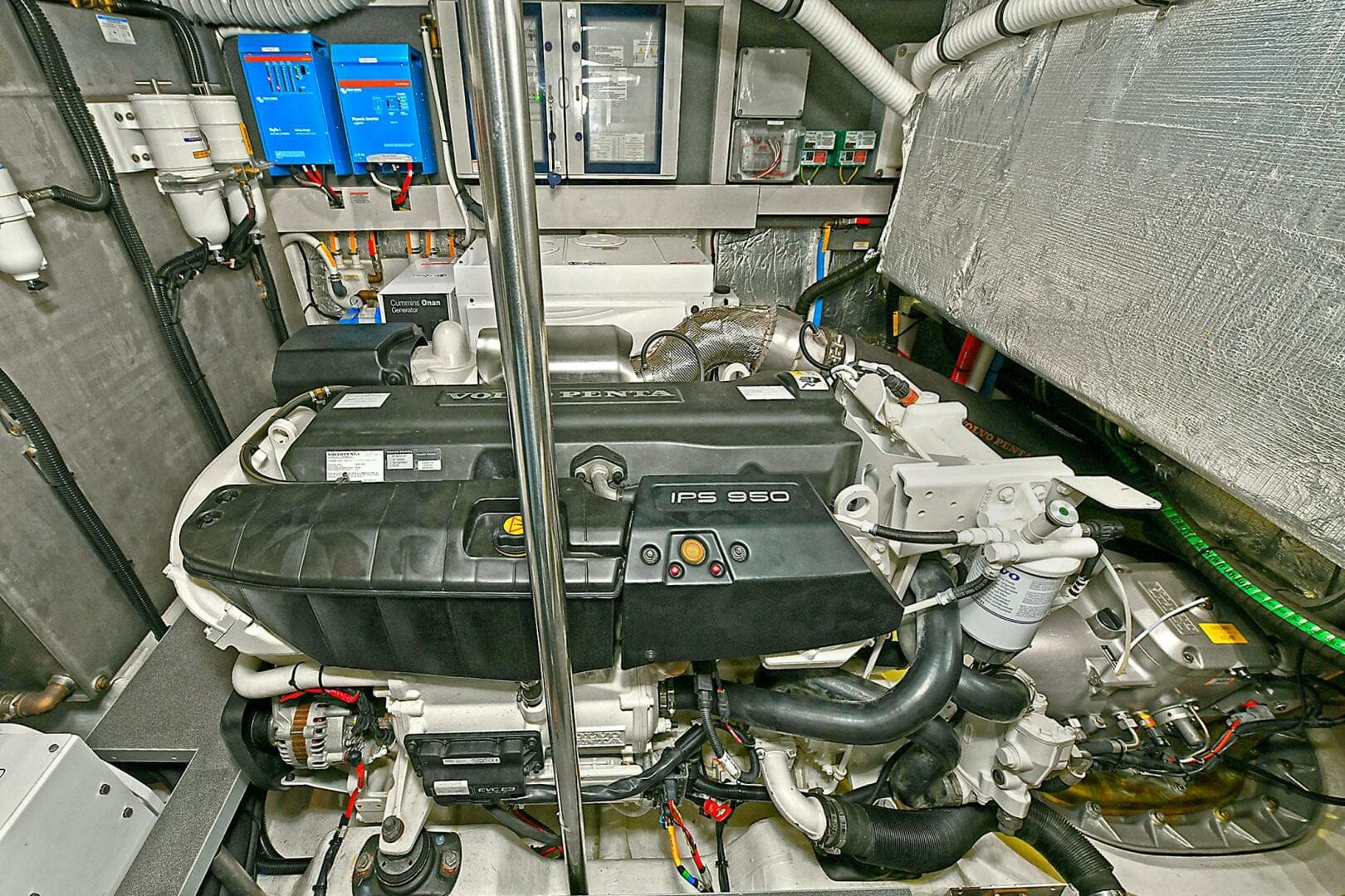 2022 Absolute 62 Fly