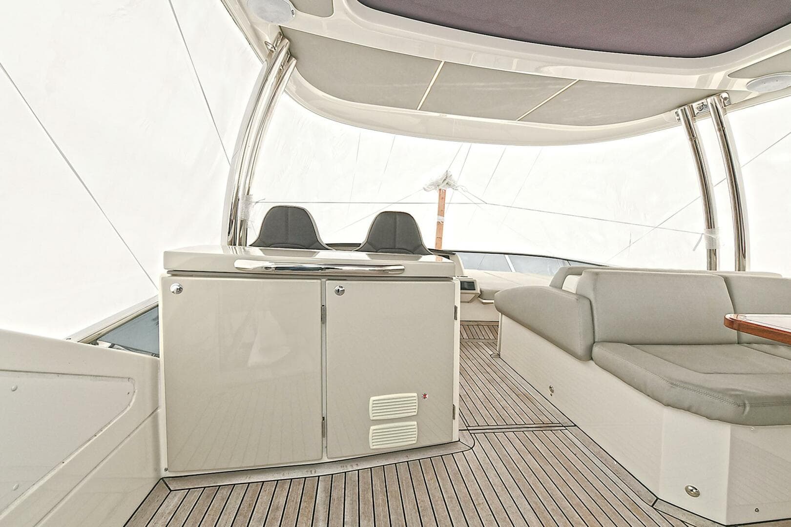 2022 Absolute 62 Fly