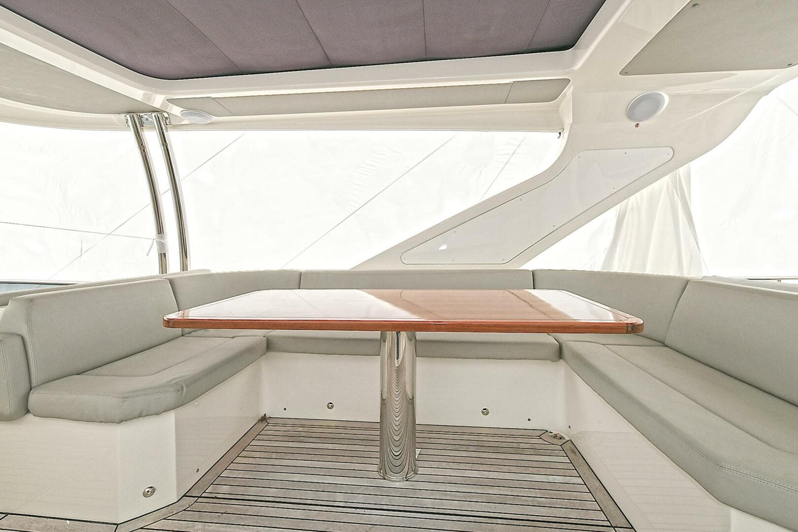 2022 Absolute 62 Fly