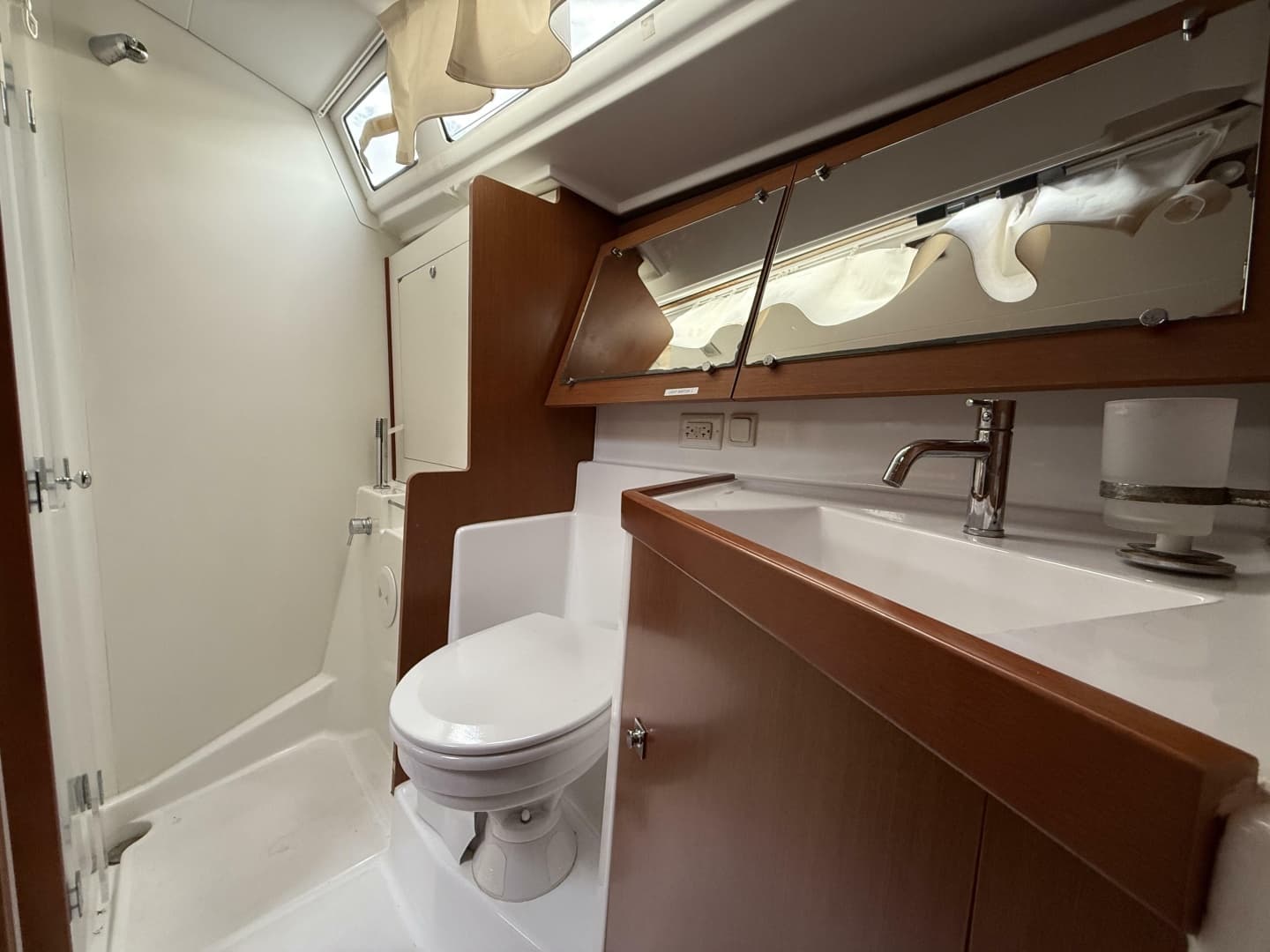 2015 Beneteau Oceanis 45