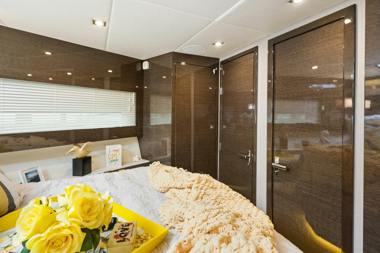 2020 46 Cruisers Cantius - Sweet Caroline - VIP Stateroom