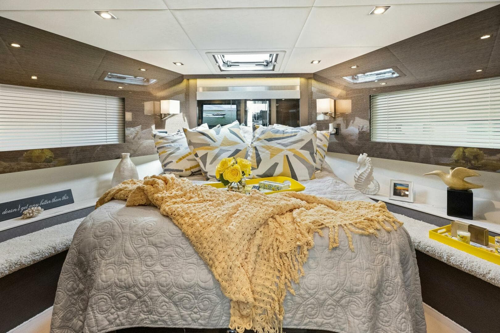 2020 46 Cruisers Cantius - Sweet Caroline - VIP Stateroom