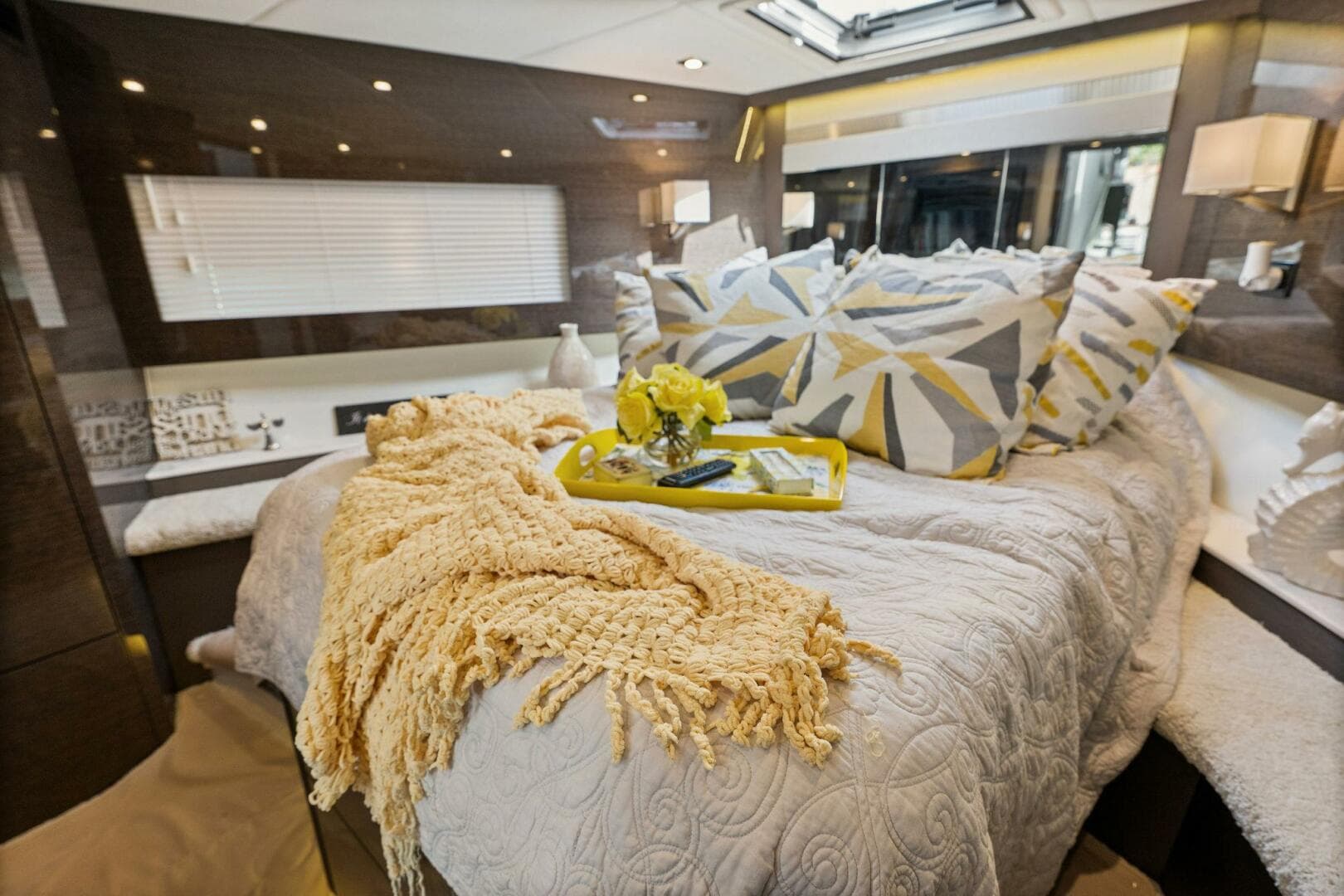 2020 46 Cruisers Cantius - Sweet Caroline - VIP Stateroom