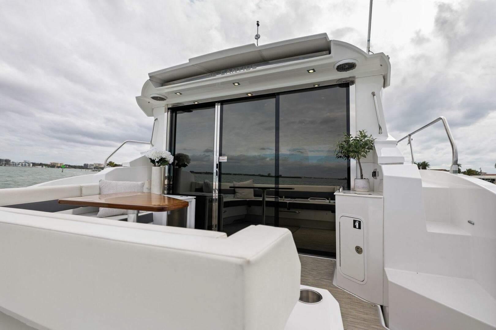 2020 46 Cruisers Cantius - Sweet Caroline - Cockpit 