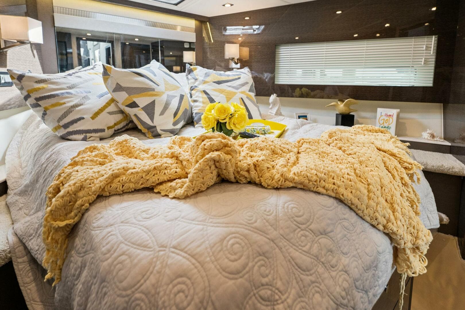 2020 46 Cruisers Cantius - Sweet Caroline - VIP Stateroom