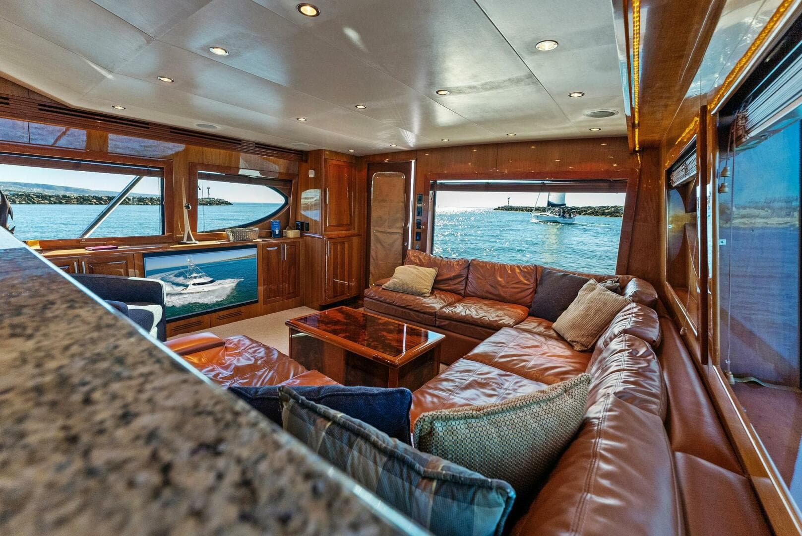 2007 Hatteras 64C - CHUPACBRA