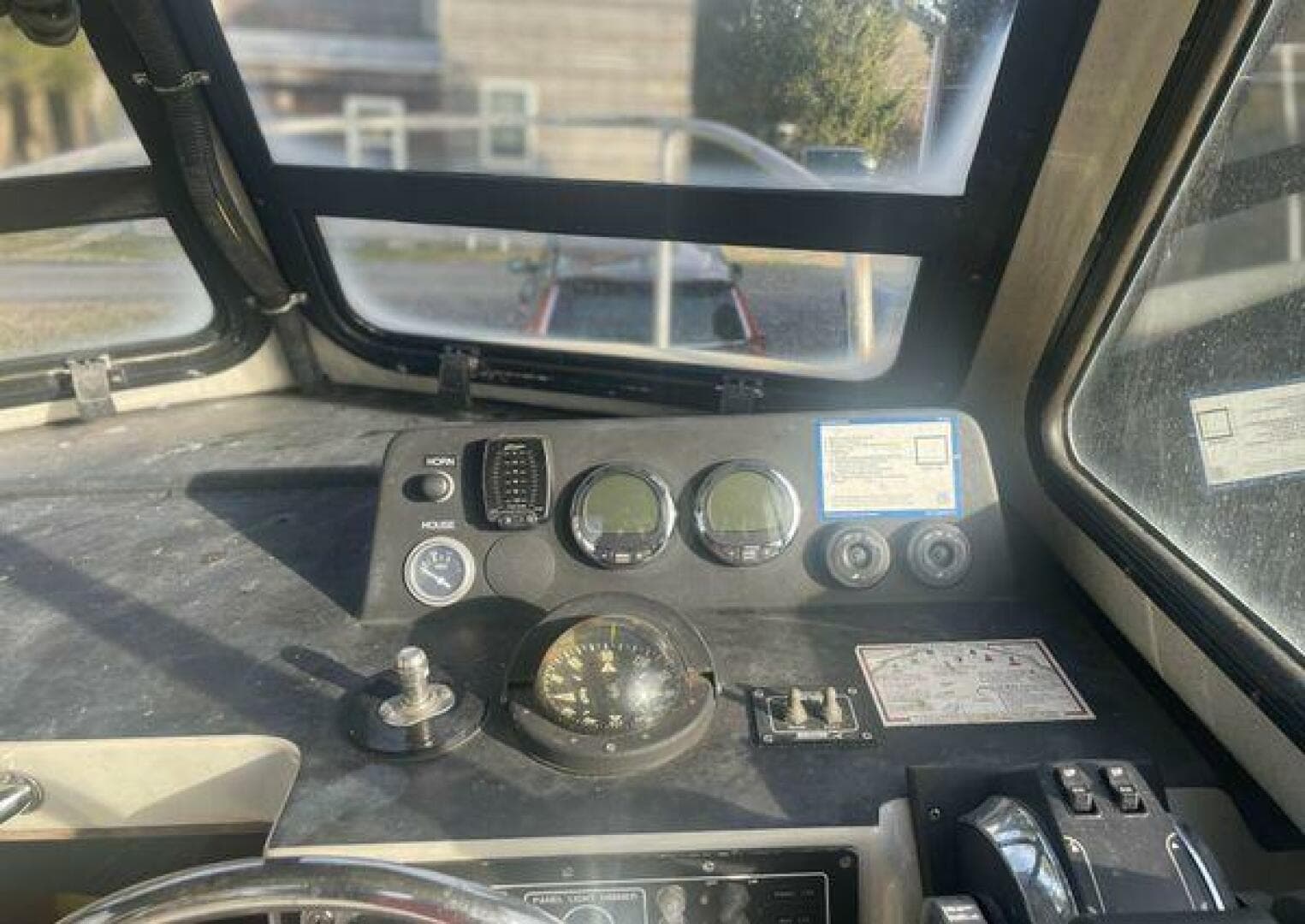 1990 Boston Whaler Frontier