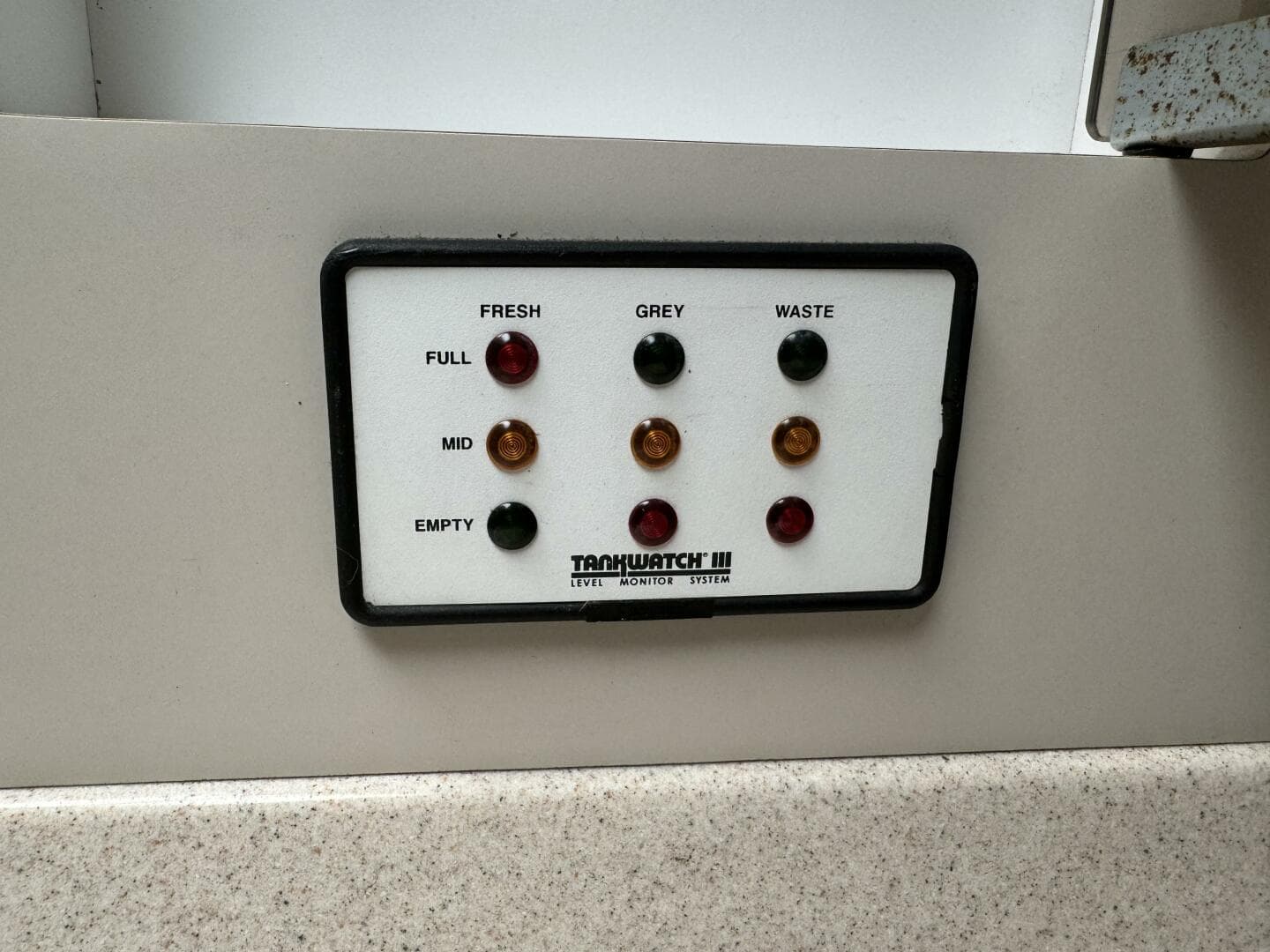 1998 Chris-Craft 320 Express Cruiser