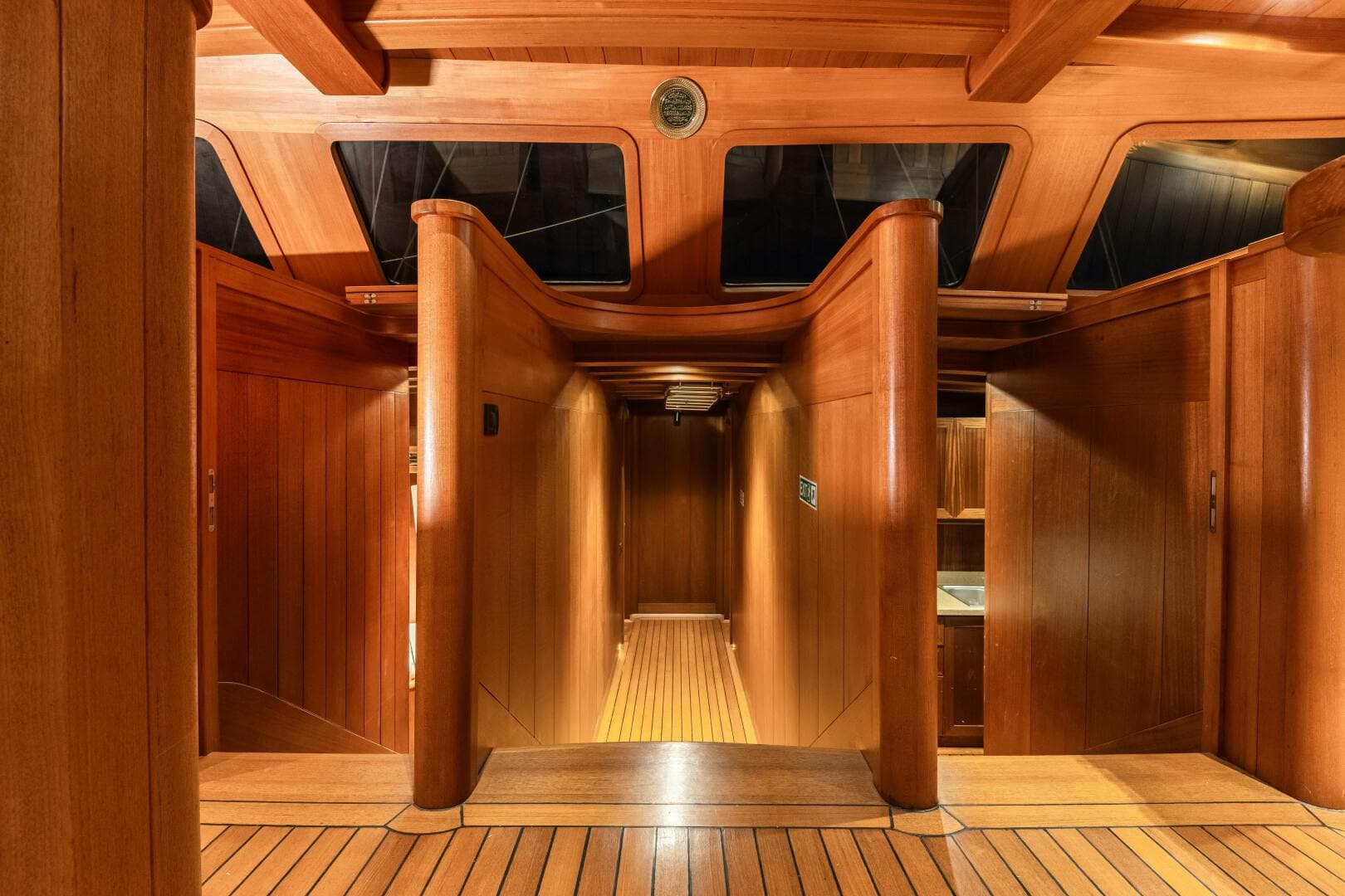 2013 East Yachting Custom
