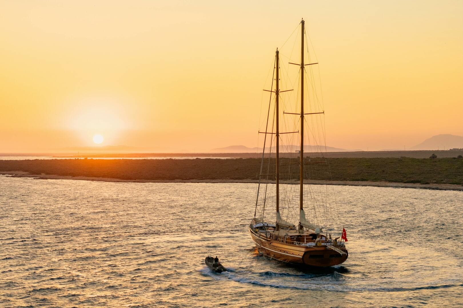 2013 East Yachting Custom