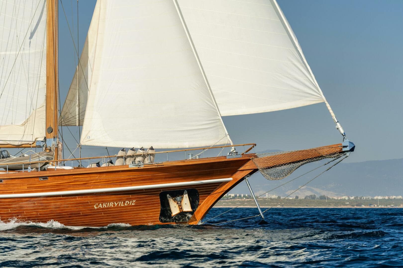 2013 East Yachting Custom