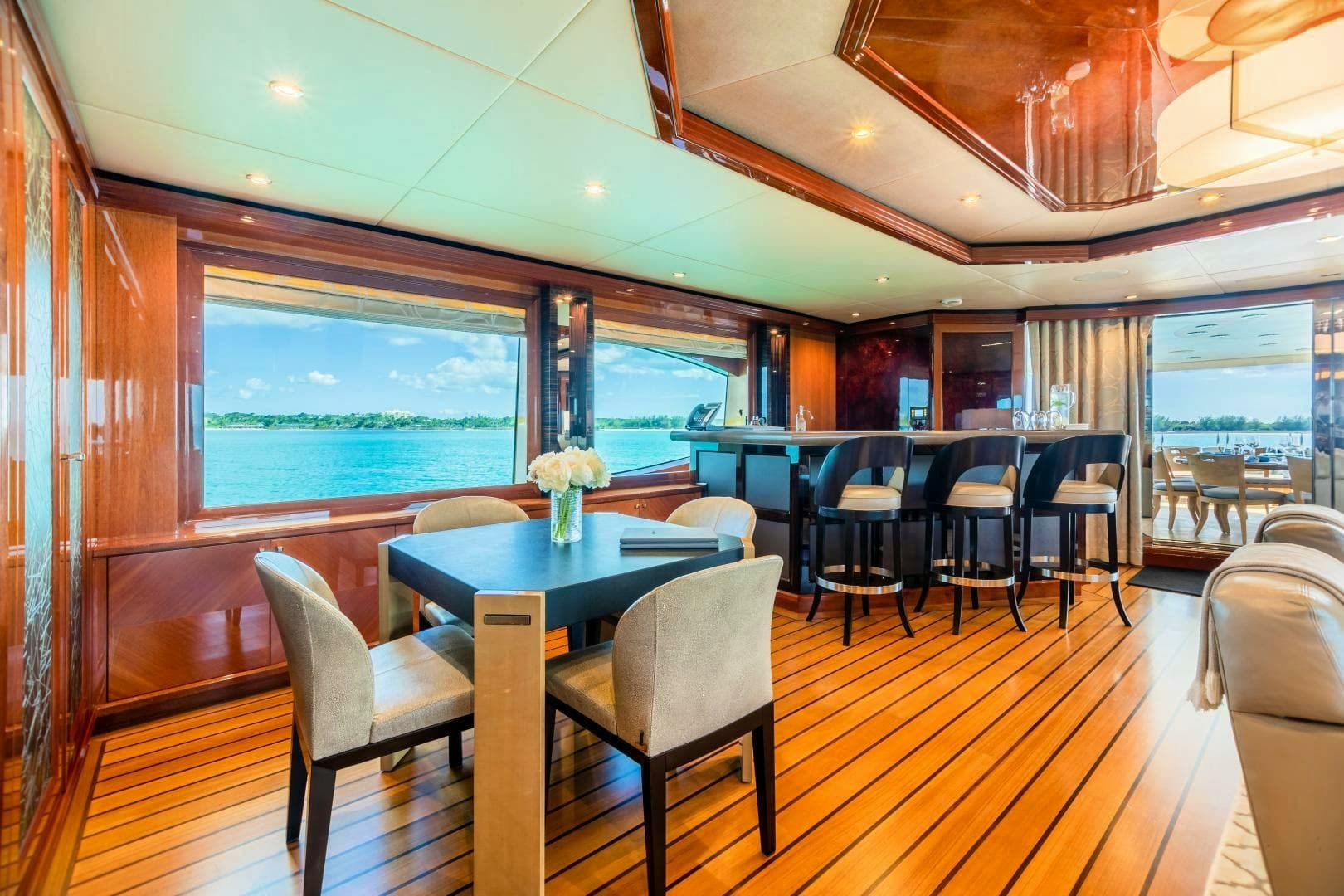 2011 Trinity Yachts Trinity 164