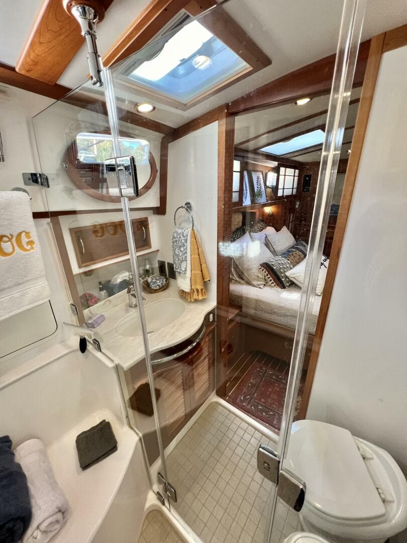 2017 Sabre 48 Salon Express