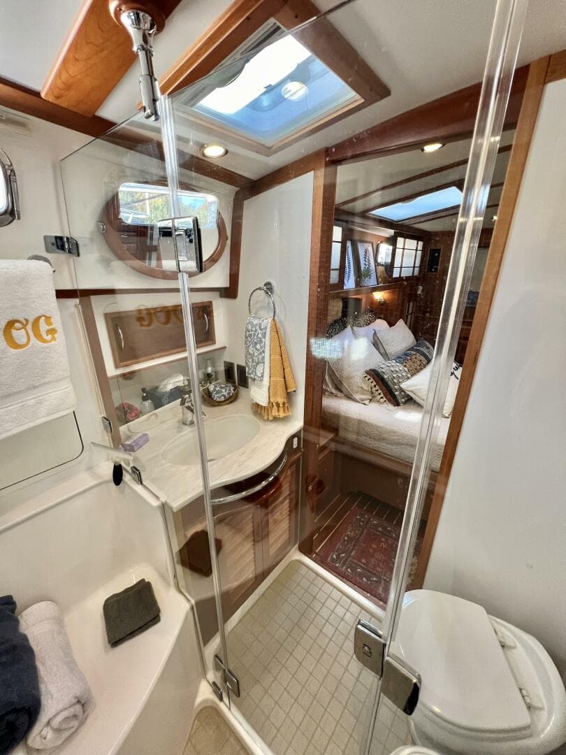 2017 Sabre 48 Salon Express