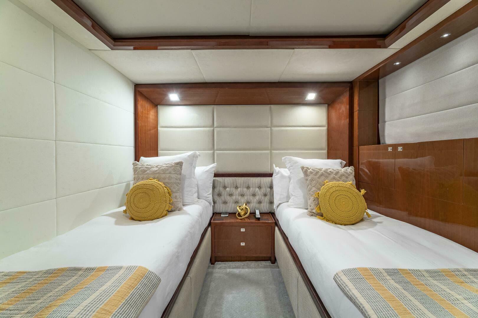 2012 Princess 104 - Twin stateroom