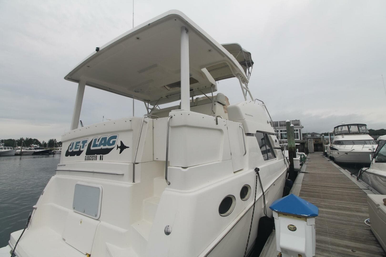 2000 Silverton 392 Aft Cabin