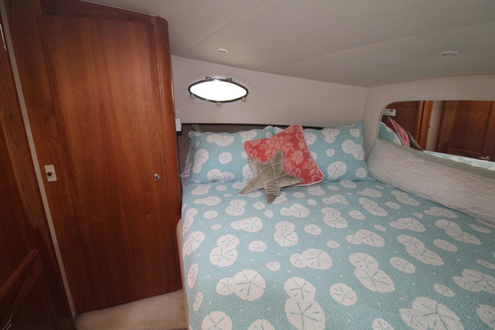 2000 Silverton 392 Aft Cabin