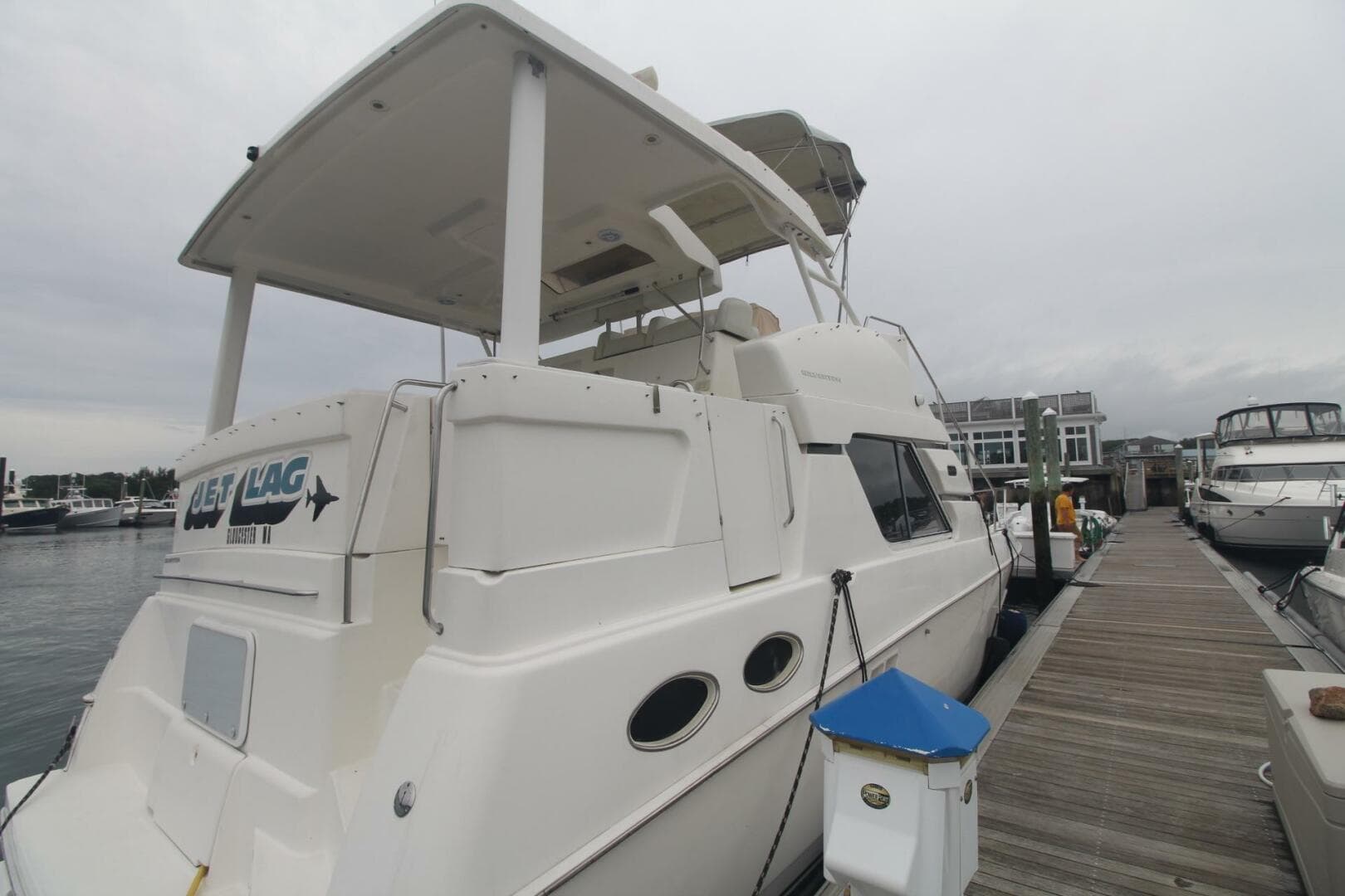 2000 Silverton 392 Aft Cabin