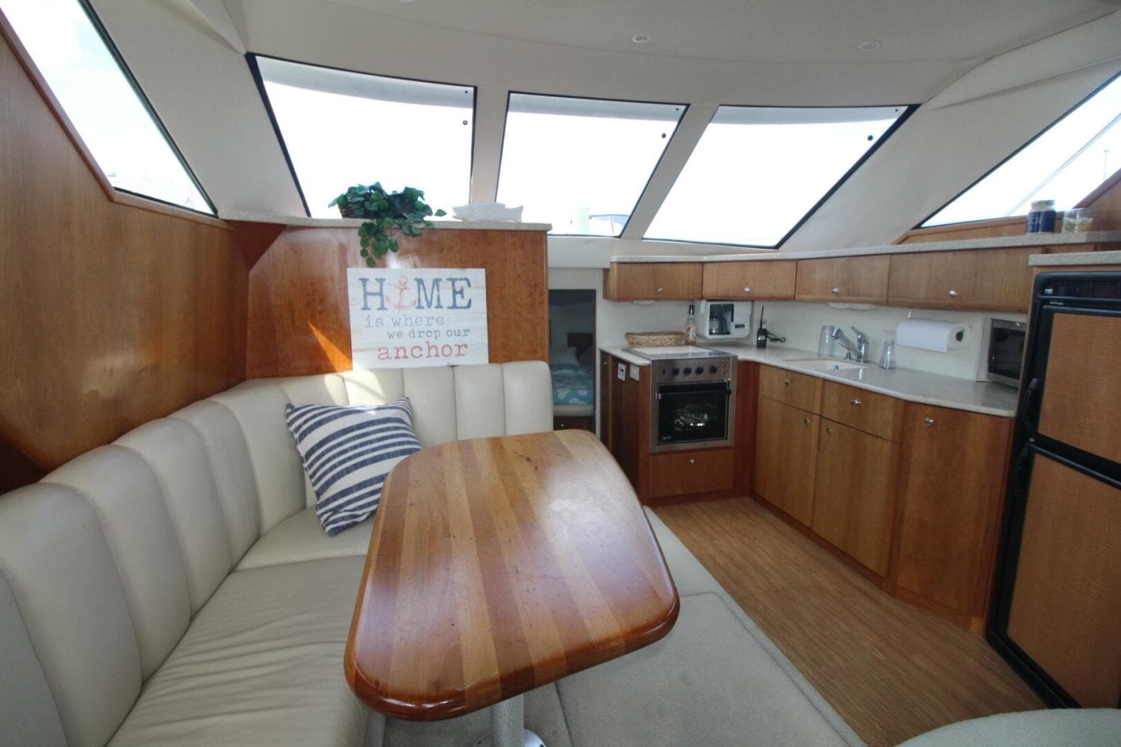 2000 Silverton 392 Aft Cabin