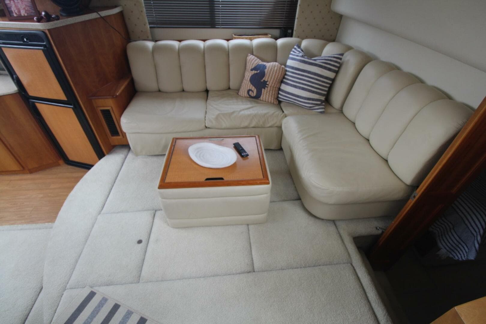 2000 Silverton 392 Aft Cabin