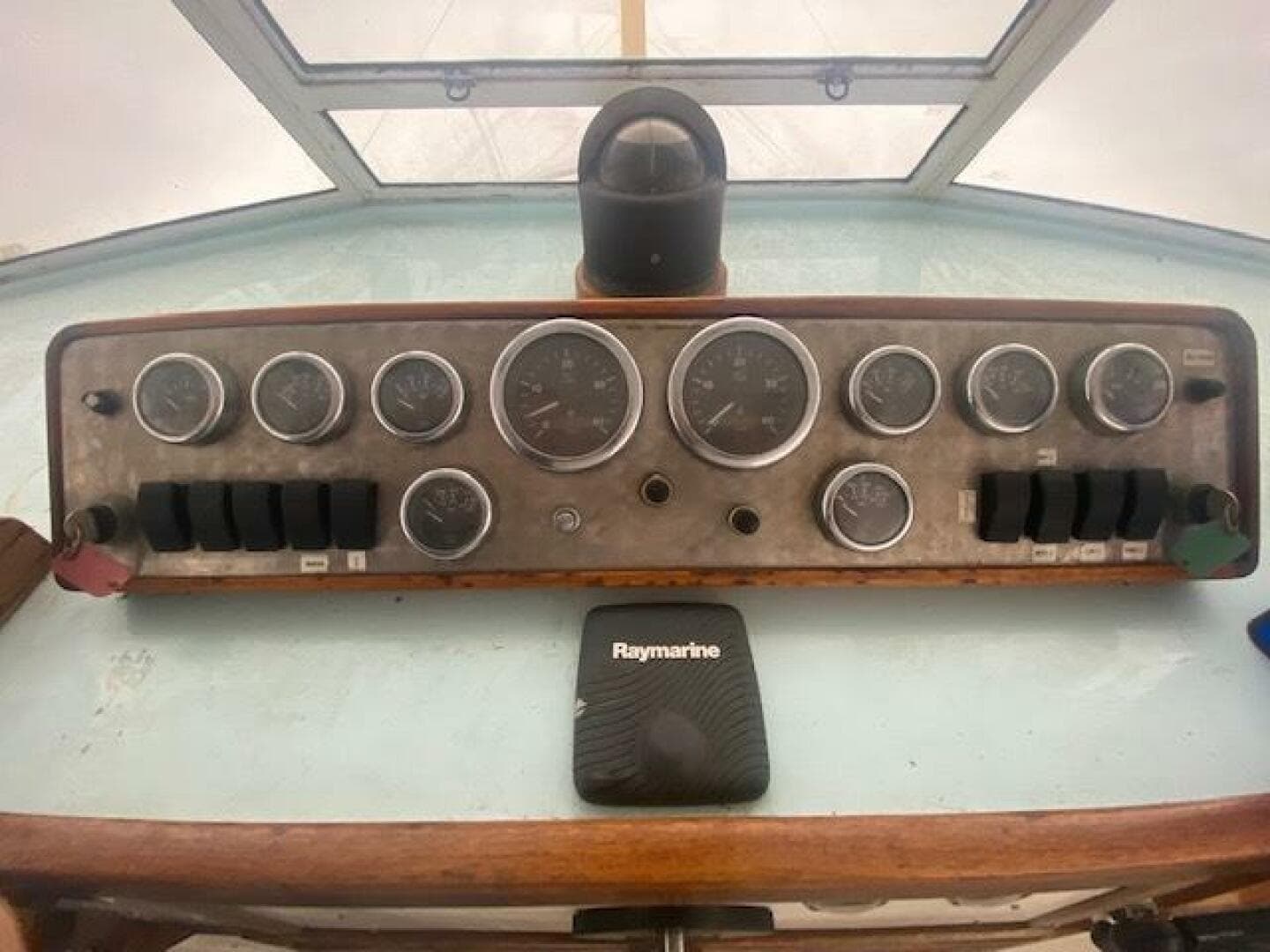 1976 Marine Management 