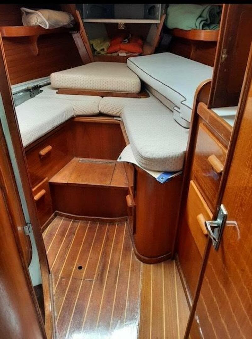 1988 J Boats 