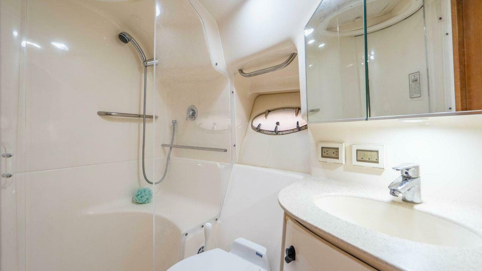 2007 Tiara Yachts 3800 Open