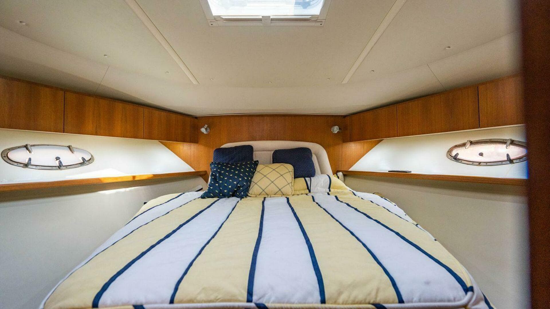 2007 Tiara Yachts 3800 Open