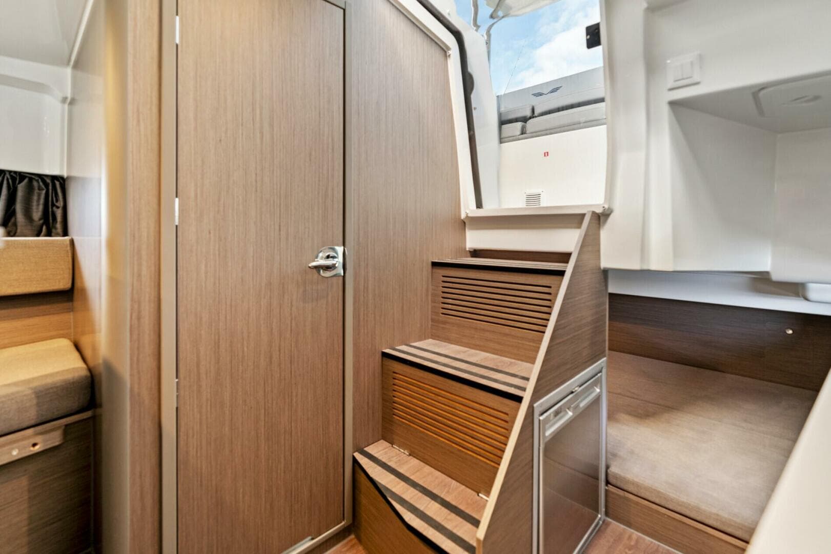 2026 Beneteau Flyer 9 SUNdeck