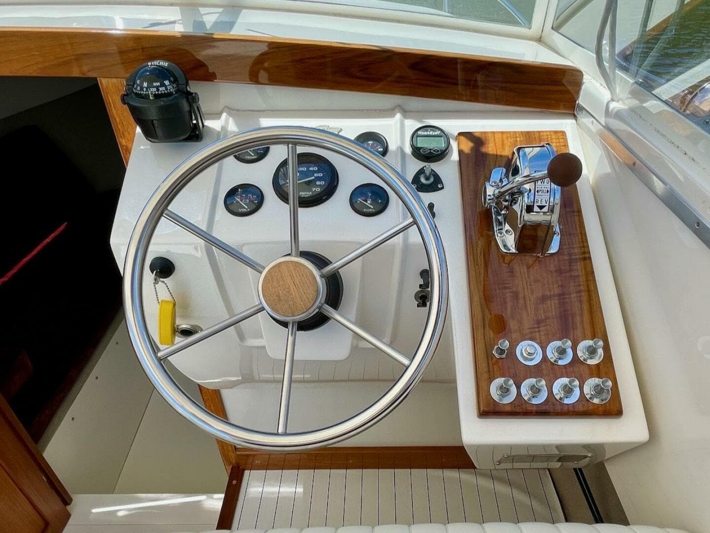 2013 Chris-Craft Lancer Sportsman