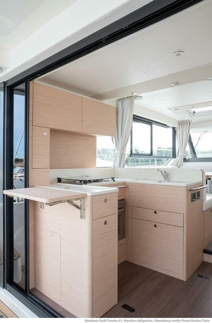 2025 BENETEAU Swift Trawler 41